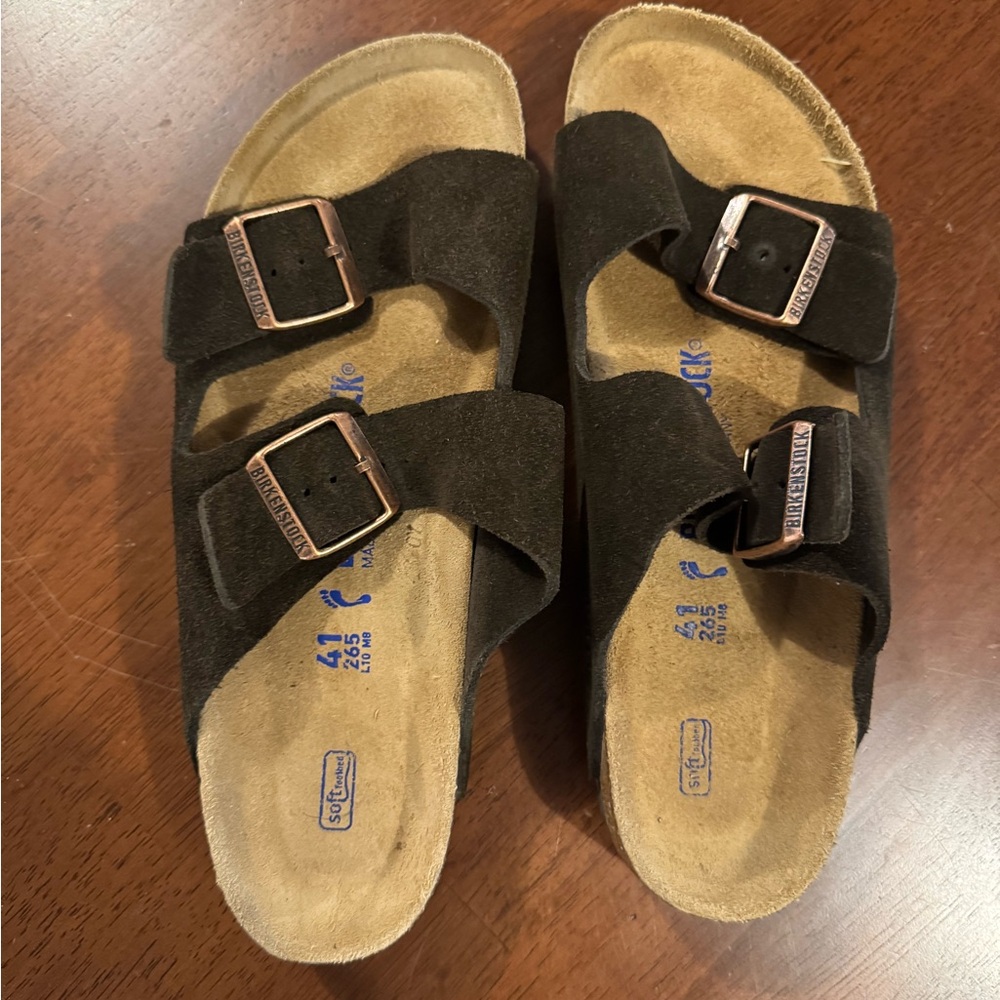 Birkenstock Dark Brown “Mocha” Suede Soft Footbed Sandals